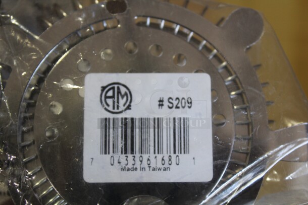 NEW IN BOX! 24 American Metalcraft S209 Commercial Stainless Steel 4 Prong Bar Strainers. 6x5x.5. 24x Your Bid! - Image 2 of 2