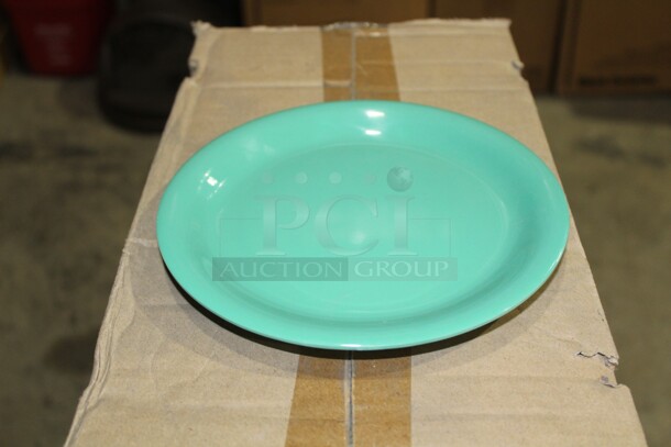 NEW IN BOX! 12 Thunder Group Green Melamine 7.25" Plates. 12X Your Bid! - Image 1 of 1