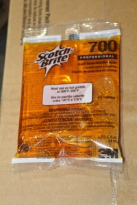 NEW IN BOX! 2 Boxes (40 Each) Scotch Brite 700-40 Quick Clean Griddle Liquid. 2X Your Bid!  