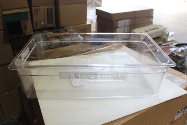 NEW IN BOX! 6 Cambro Camwear Clear Plastic Food Boxes. 21X13X6. 6X Your Bid! - Image 2 of 4