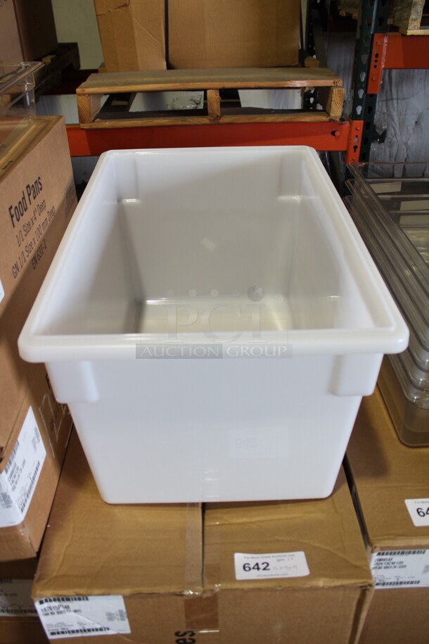 NEW IN BOX! 3 Cambro Commercial White Plastic Food Boxes. 26x18x14. 3X Your Bid!