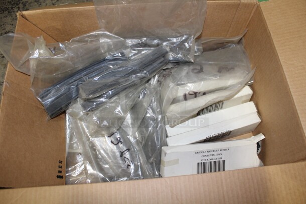 ALL ONE MONEY! Griddle Squeegee Refills  - Image 2 of 2