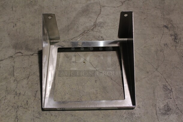 NEW! 8 Custom Commercial Stainless Steel Wall Mount Holders For 1/6 Size Food Pans. 7.5x7x5. 8X Your Bid!