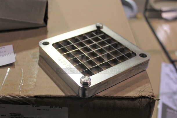 NEW! 3 Nemco 55424-3 1/2" Square Cut Blade And Holder. 3X Your Bid!  - Image 2 of 2