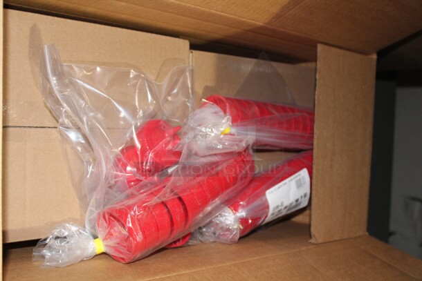 ALL ONE MONEY! Vollrath Traex 2300-02 Twin Tip Caps For 16,24,32 Oz. Wide Mouth Bottles.  - Image 2 of 2