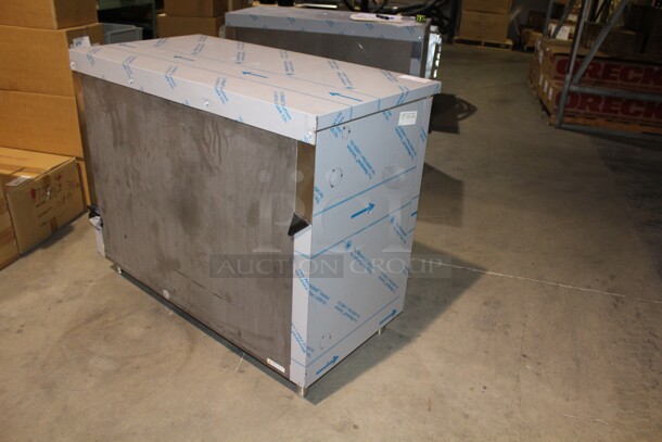 BRAND NEW!  Perlick Model SDBR48-1 Commercial REMOTE Cooled Sliding Glass Door Bar Back Refrigerator/Cooler. 48x24.75x38.5. 115V/60Hz. Condenser Not Included.  - Image 4 of 5