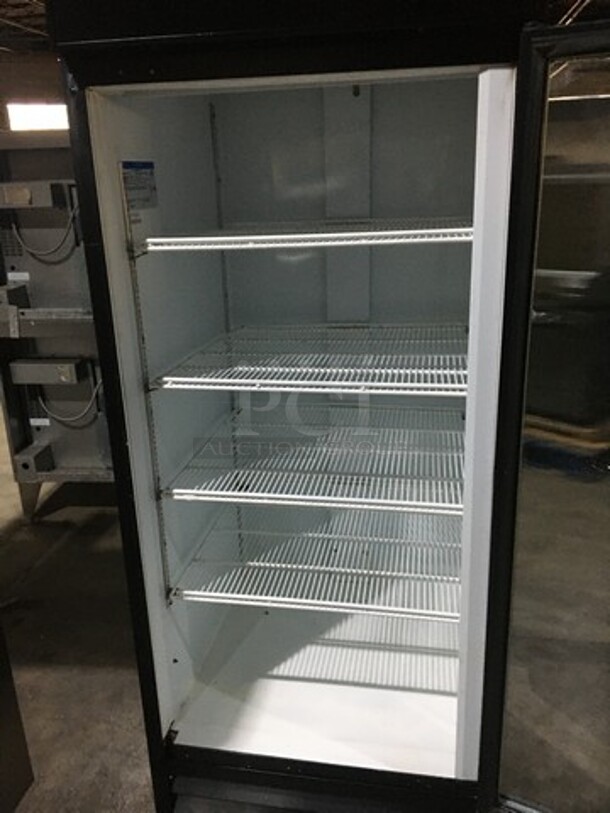 Beverage Air Commercial Single Door Reach In Refrigerator Merchandiser! With Poly Coated Racks! Model MT27 Serial 6978596! 115V 1Phase! - Image 5 of 8