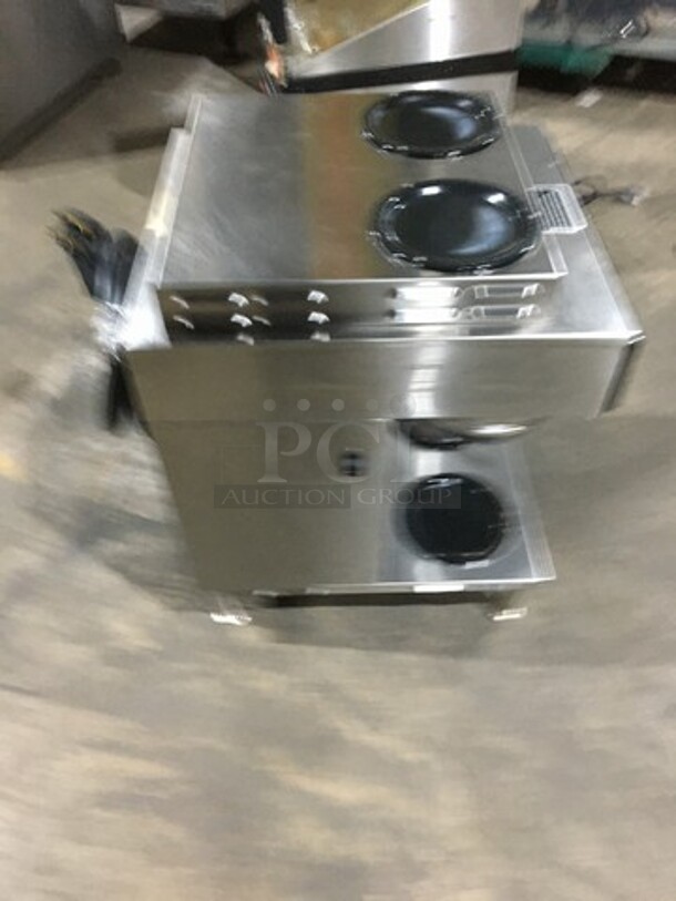 Bunn Commercial Countertop Dual Coffee Brewing Machine! Axiom Series! With 4 Coffee Pot Warming Stations! All Stainless Steel! Model AXIOM2/2TWIN Serial AXTN030506! 120/208/240V! 1Phase! On Legs! - Image 2 of 10