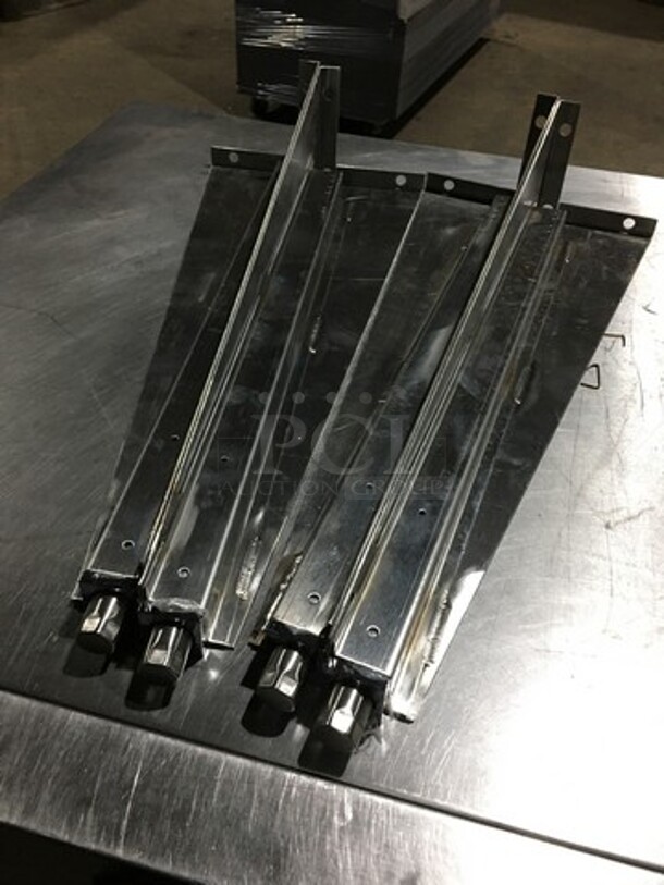 Garland Commercial Natural Gas Powered Single Deck Convection Oven! With View Through Doors! All Stainless Steel! Master 200 Series! With Legs! - Image 10 of 10