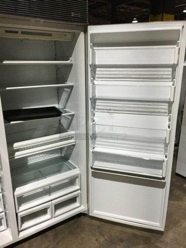 Sub-Zero 2 Door Reach In Side By Side Refrigerator & Freezer! Model 632F Serial M1590321!  - Image 7 of 10