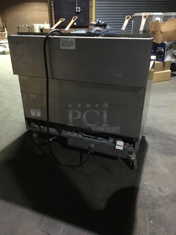 NICE! LATE MODEL! Frymaster Commercial Natural Gas Powered 3 Bay Deep Fat Fryer! With Oil Filter System! With 4 Metal Frying Baskets! With Backsplash! All Stainless Steel! Model BIGLA3306CSD Serial 1609RV0126! On Commercial Casters! - Image 4 of 12