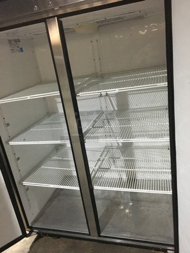 True Commercial 2 Door Reach In Refrigerator! With Poly Coated Racks! All Stainless Steel! Model TG2R2S Serial 7321687! 115V 1Phase! On Casters! - Image 5 of 9
