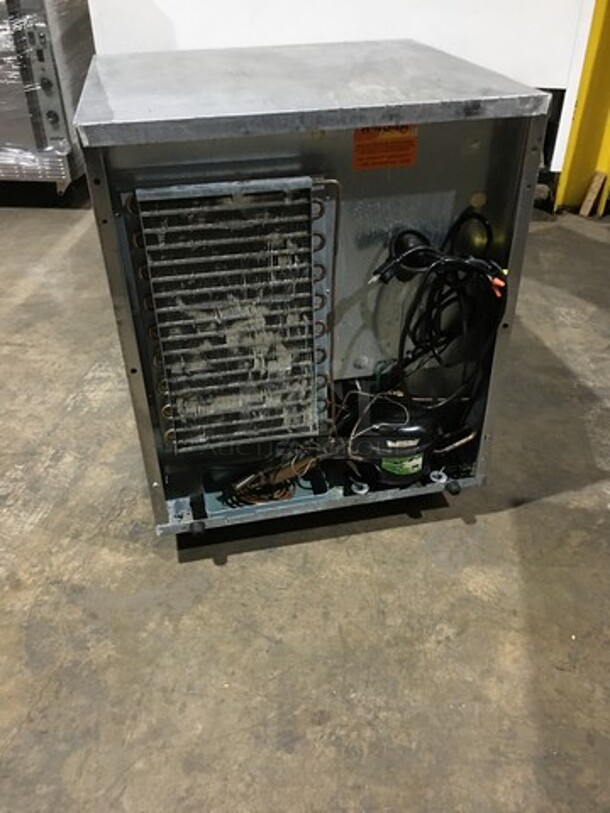 Delfield Commercial Single Door Lowboy/Worktop Cooler! All Stainless Steel! Serial 1405152002438! 115V 1Phase!  - Image 4 of 8