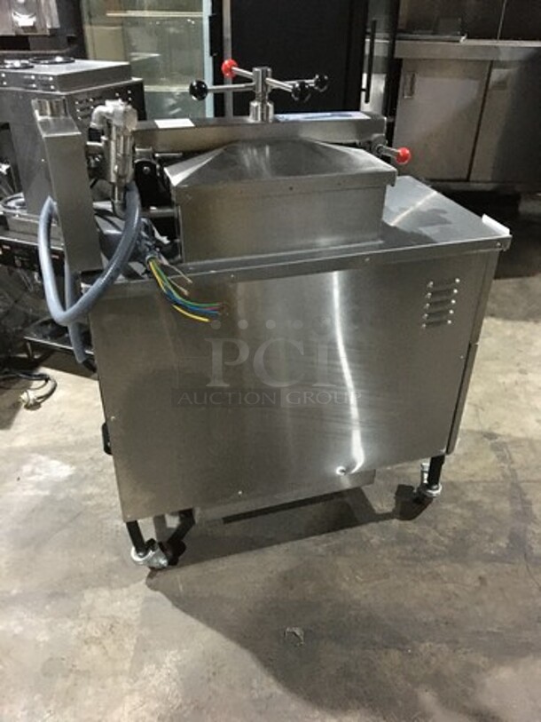 LATE MODEL! NEVER USED! 2019 Shineho Electric Powered Pressure Fryer! With Digital Touch Controls! With Oil Filter System! Model P007! All Stainless Steel! On Commercial Casters! 220V! - Image 3 of 10