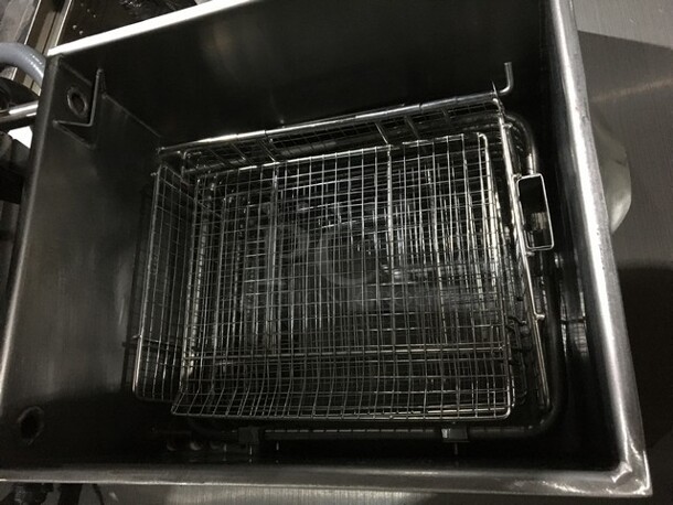 LATE MODEL! NEVER USED! 2019 Shineho Electric Powered Pressure Fryer! With Digital Touch Controls! With Oil Filter System! Model P007! All Stainless Steel! On Commercial Casters! 220V! - Image 6 of 10