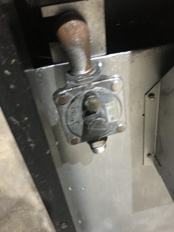 NICE! Wolf Commercial Natural Gas Powered 4 Burner Stove! With Raised Backsplash! With Oven Underneath! On Legs! - Image 10 of 10