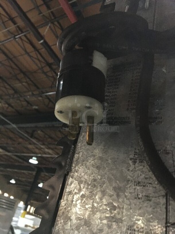Manitowoc Commercial Ice Making Machine! With Ice Bin! All Stainless Steel Body! Model SY0454A Serial 040865045! 115V 1Phase! On Legs! 2 X Your Bid! Makes One Unit! - Image 10 of 10