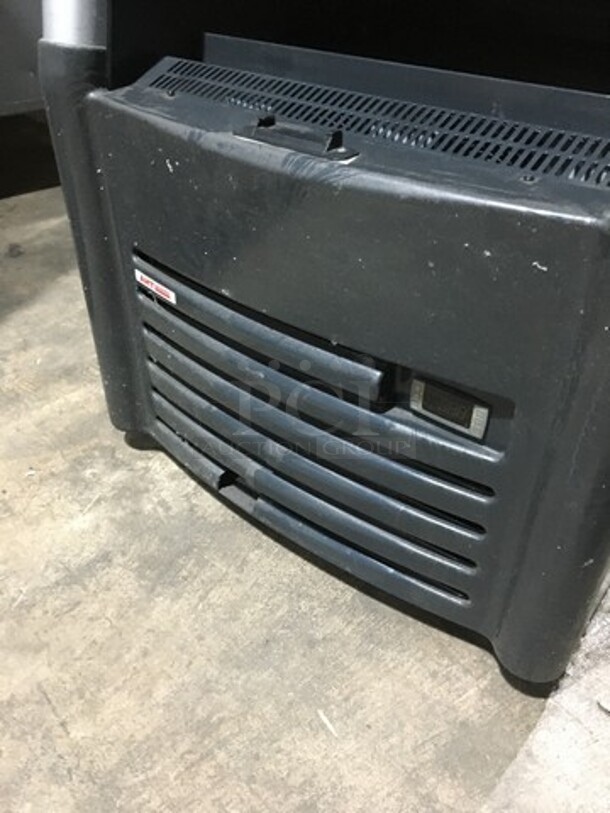 AHT Commercial Refrigerated Open Grab-N-Go Display Case! Model ACSLED Serial 30457500000057! 120V 1Phase! - Image 6 of 8
