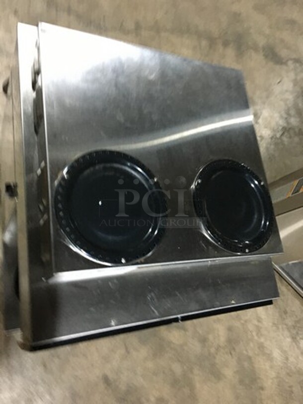 Bunn Commercial Countertop Dual Coffee Brewing Machine! Axiom Series! With 4 Coffee Pot Warming Stations! All Stainless Steel! Model AXIOM2/2TWIN Serial AXTN011961! 120/208/240V! 1Phase! On Legs! - Image 5 of 10