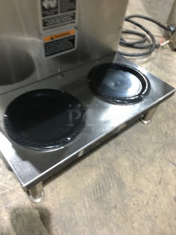 Bunn Commercial Countertop Dual Coffee Brewing Machine! Axiom Series! With 4 Coffee Pot Warming Stations! All Stainless Steel! Model AXIOM2/2TWIN Serial AXTN011961! 120/208/240V! 1Phase! On Legs! - Image 8 of 10