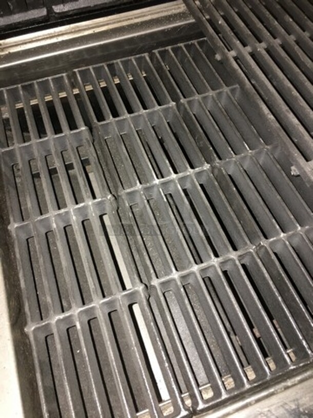 All Stainless Steel Natural Gas Powered Char Broiler Grill! With Back & Side Splashes! On Legs! - Image 7 of 9