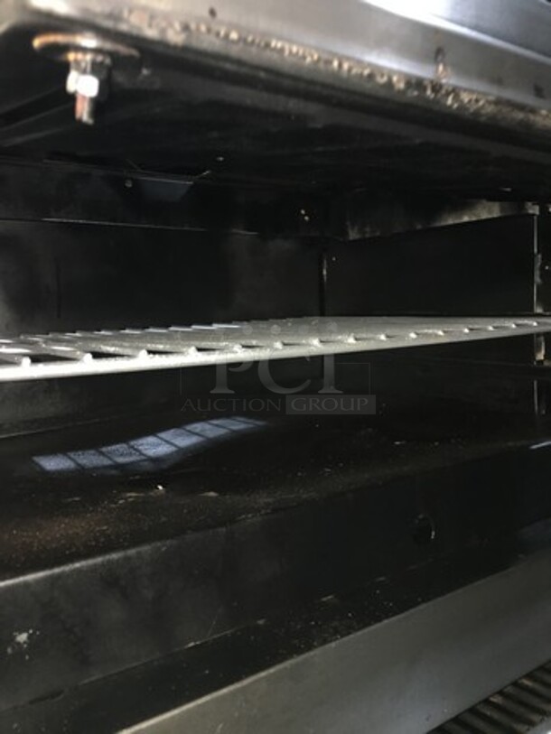 All Stainless Steel Upright Char Broiler! With Dual Oven! - Image 5 of 8