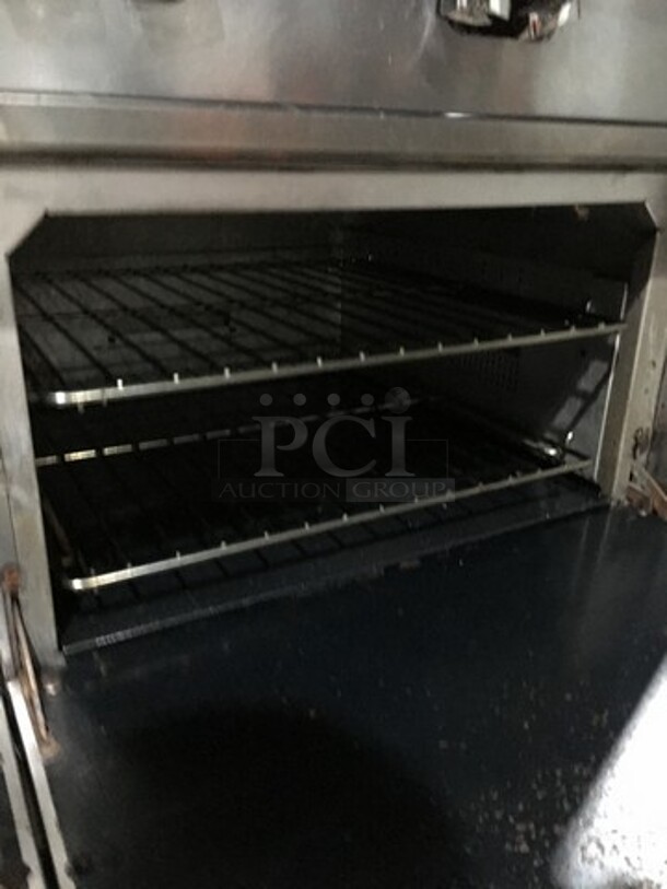 Beautiful! Vulcan Commercial Natural Gas Powered 10 Burner Stove! With 2 Ovens Underneath! With Backsplash& Overhead Salamander Shelf! All Stainless Steel! On Casters! - Image 10 of 12