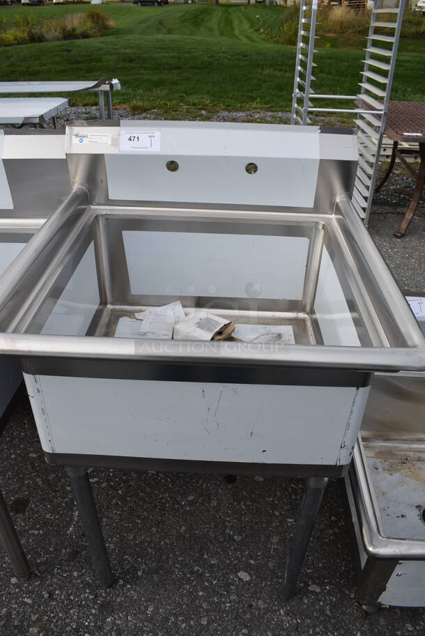 BRAND NEW SCRATCH AND DENT! Steelton Stainless Steel Commercial Single Bay Sink. 29.5x30x43 - Image 1 of 3