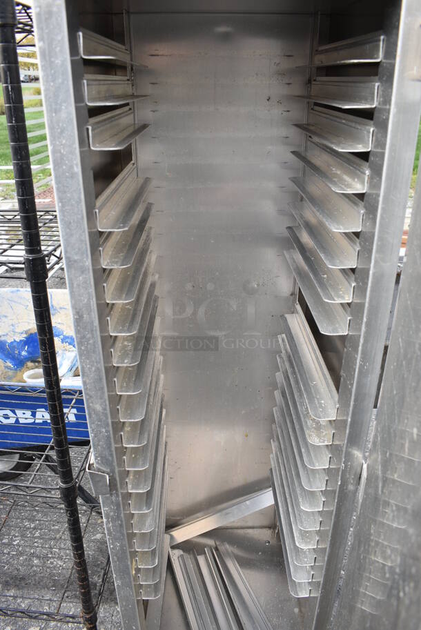 Lockwood Metal Commercial Enclosed Pan Transport Rack on Commercial Casters. 18x21.5x59.5 - Image 3 of 4