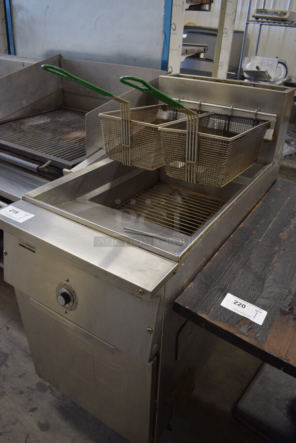 WOW! Frymaster Model MJCESG Stainless Steel Commercial Floor Style Natural Gas Powered Deep Fat Fryer w/ 2 Metal Fry Baskets. 150,000 BTU. 21x30x46 - Image 2 of 7
