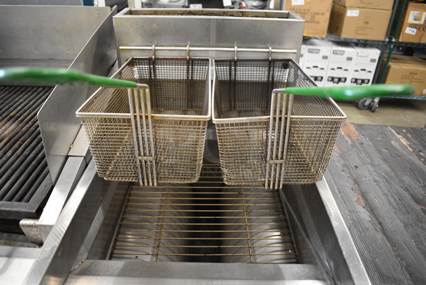 WOW! Frymaster Model MJCESG Stainless Steel Commercial Floor Style Natural Gas Powered Deep Fat Fryer w/ 2 Metal Fry Baskets. 150,000 BTU. 21x30x46 - Image 3 of 7