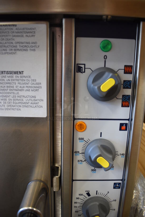 BRAND NEW IN CRATE! Lainox Model VE105X Stainless Steel Commercial Countertop Electric Powered Convection Oven w/ View Through Door, Metal Oven Racks and Thermostatic Controls. 208 Volts. 31.5x29x23 - Image 3 of 9