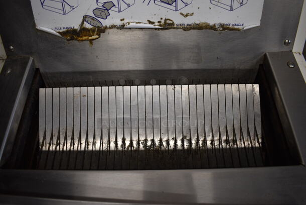 SWEET! Oliver Model 711 Metal Commercial Countertop Bread Loaf Slicer. 115 Volts, 1 Phase. 26x29x22. Tested and Working! - Image 3 of 7