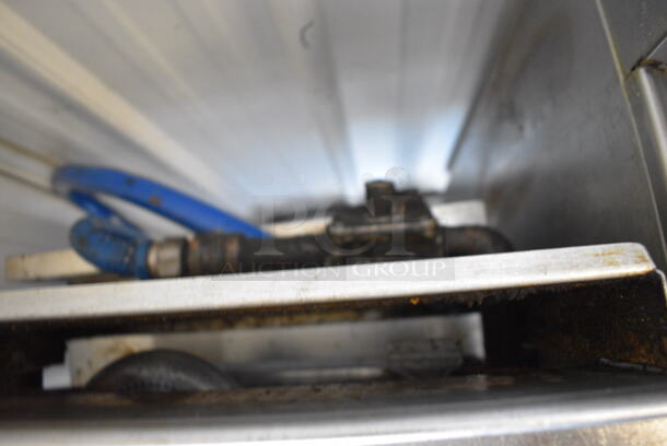 WOW! APW Wyott Stainless Steel Commercial Countertop Gas Powered Charbroiler Grill. 18x25x15.5 - Image 5 of 5