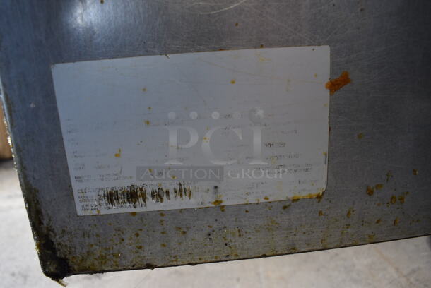 NICE! Baker's Pride Stainless Steel Commercial Floor Style Deep Fat Fryer w/ Metal Fry Basket. 15.5x33x45.5 - Image 6 of 7