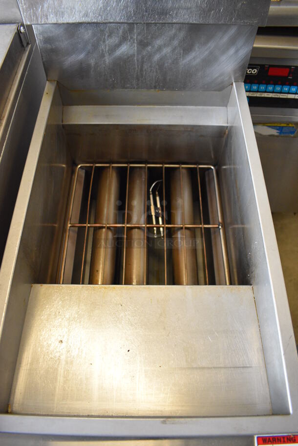 NICE! 2016 CookRite Model ATFS-40 Stainless Steel Commercial Floor Style Natural Gas Powered Deep Fat Fryer. 102,000 BTU. 15.5x31x45 - Image 4 of 7