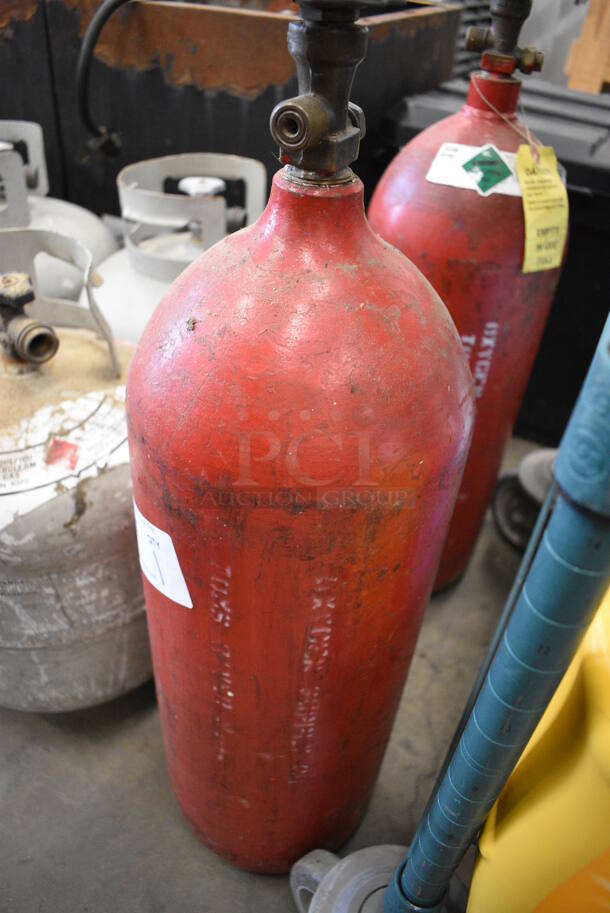 Red Metal Carbon Dioxide Tank. 7x7x26 - Image 3 of 3