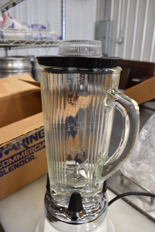 BRAND NEW IN BOX! Waring Model 31BL91 Commercial Countertop Blender w/ Pitcher. 120 Volts, 1 Phase. 7x8x16. Tested and Working! - Image 4 of 5