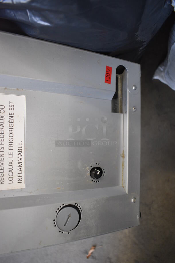 NICE! Vestfrost Model VC206226012 Metal Commercial Single Door Mini Cooler Merchandiser. 115 Volts, 1 Phase. 10x14x24. Tested and Working! - Image 4 of 4