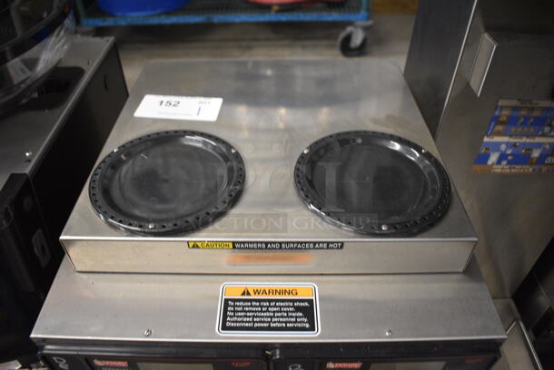 NICE! 2016 Bunn Model AXIOM 2/2 TWIN Stainless Steel Commercial Countertop 4 Burner Coffee Machine w/ 2 Metal Brew Baskets and 2 Coffee Pots. 120/208-240 Volts, 1 Phase. 16x18x23 - Image 2 of 5