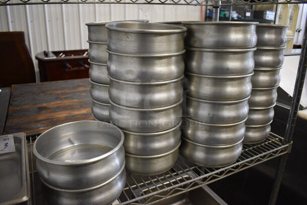 6 Metal Round Baking Pans. 8x8x3. 6 Times Your Bid! - Image 3 of 3