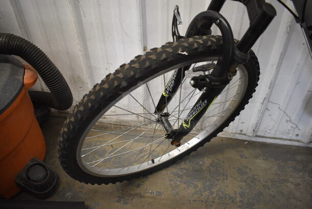 Roadmaster Gray Metal Bicycle. 56x24x36 - Image 2 of 6