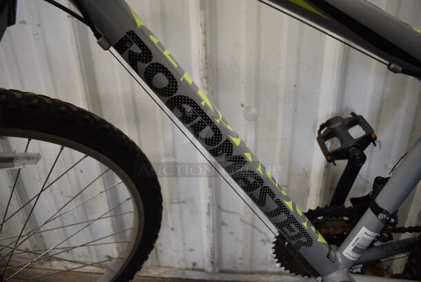 Roadmaster Gray Metal Bicycle. 56x24x36 - Image 6 of 6