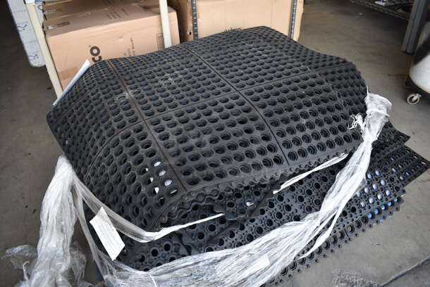 21 BRAND NEW! Winco Black Anti Fatigue Floor Mats. 36x36. 21 Times Your Bid! - Image 3 of 4