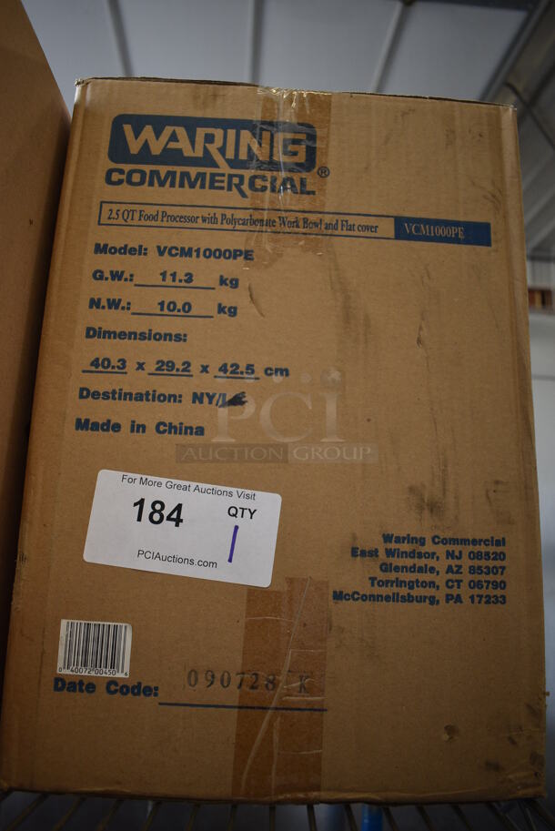 BRAND NEW IN BOX! Waring Model VCM1000PE Commercial Countertop International 2.5 Quart Food Processor w/ Polycarbonate Work Bowl and Flat Cover. 220 Volts and Designed For International Use. Stock Picture Used For Gallery Picture - Image 2 of 2