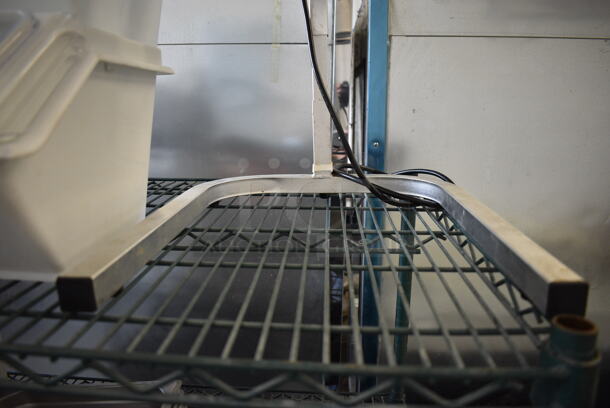 Metal Commercial Countertop 2 Head Warming Lamp. 14x19x23. Tested and Working! - Image 3 of 3