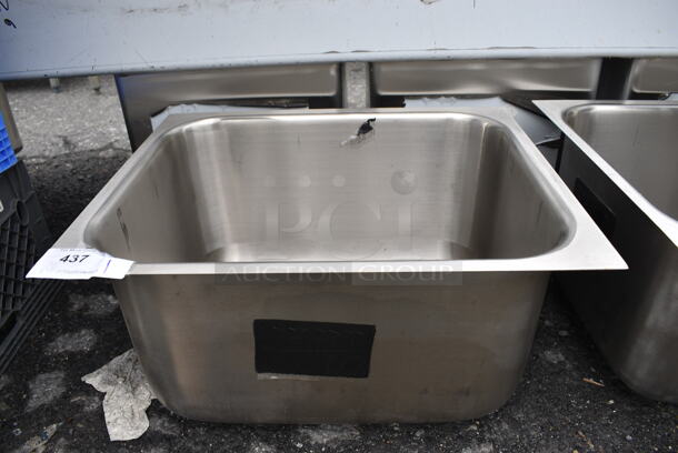 BRAND NEW SCRATCH AND DENT! Stainless Steel Commercial Single Bay Drop In Sink. 22.5x18.5x12