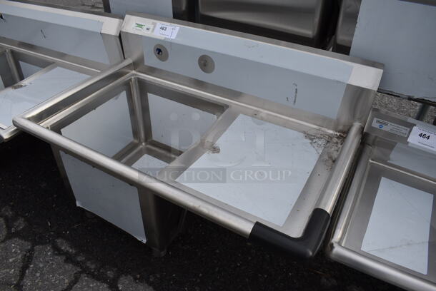 BRAND NEW SCRATCH AND DENT! Regency Stainless Steel Commercial Single Bay Sink w/ Right Side Drainboard. Does Not Come w/ Legs. 39x24x26.5. Bay 18x18x13. Drainboard 10x20x2 - Image 2 of 3