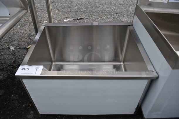 BRAND NEW SCRATCH AND DENT! Stainless Steel Commercial Ice Bin. Does Not Come w/ Legs. 20x16x12