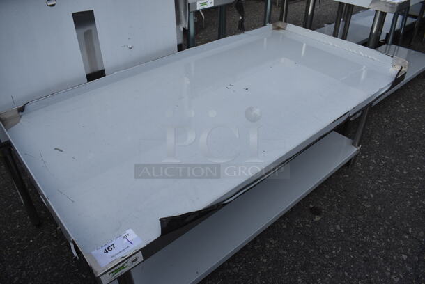BRAND NEW SCRATCH AND DENT! Regency Stainless Steel Commercial Equipment Stand w/ Undershelf. 60x30x25.5 - Image 2 of 4